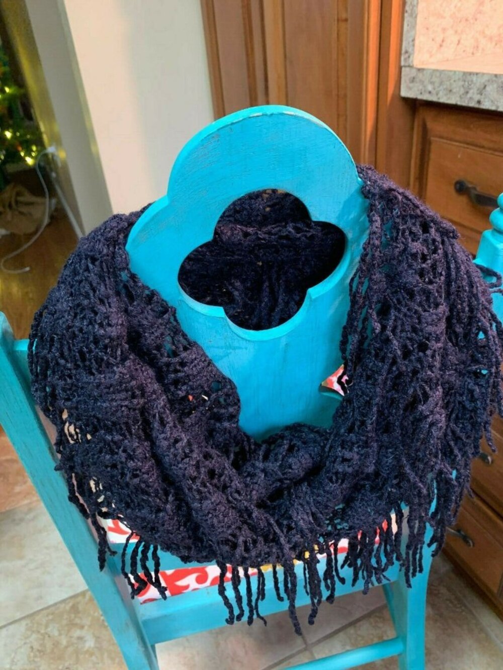 Women's 33" L x 15" Fuzzy Black Extremely Warm Threaded Infinity Scarf U8-57